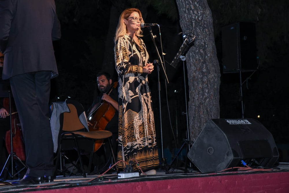 Μουσικής και αγάπης λόγου