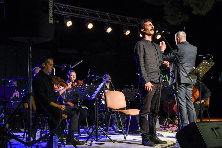 Τα άνθη της καταστροφής