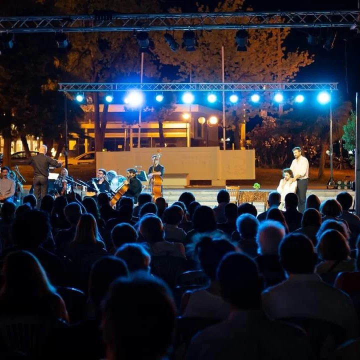 Τα άνθη της καταστροφής