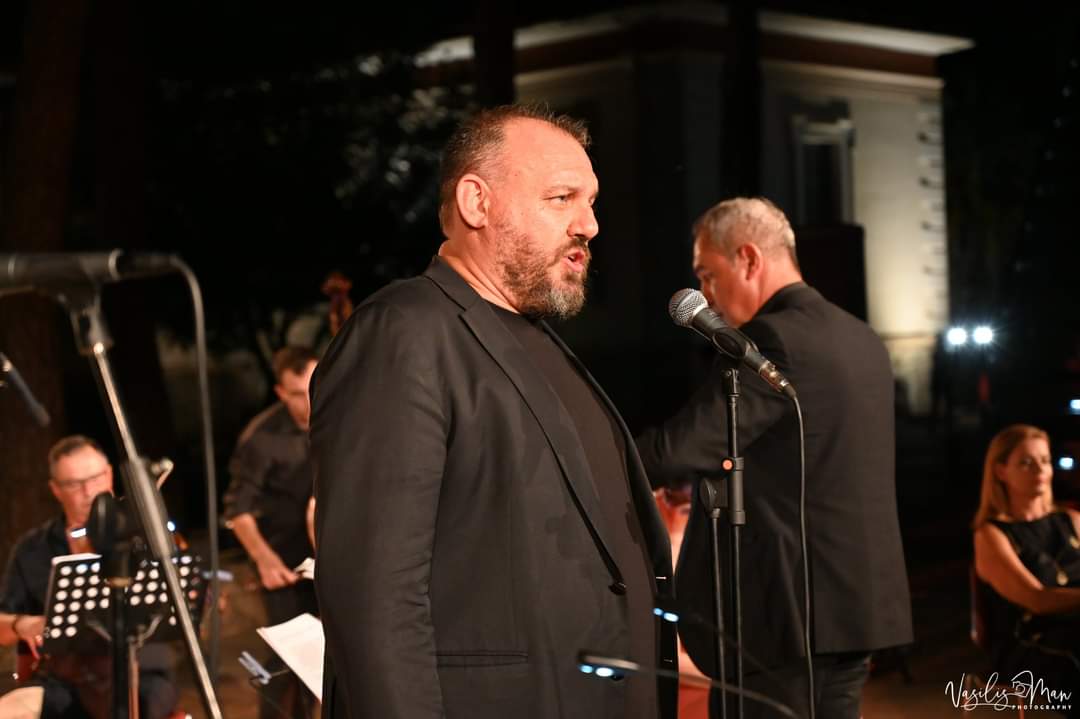 Ο λυρισμός της Σμύρνης