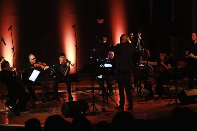 Υμνούμεν τον Κύριο